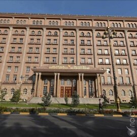 МИД Таджикистана призвал граждан воздержаться от поездок в Россию 